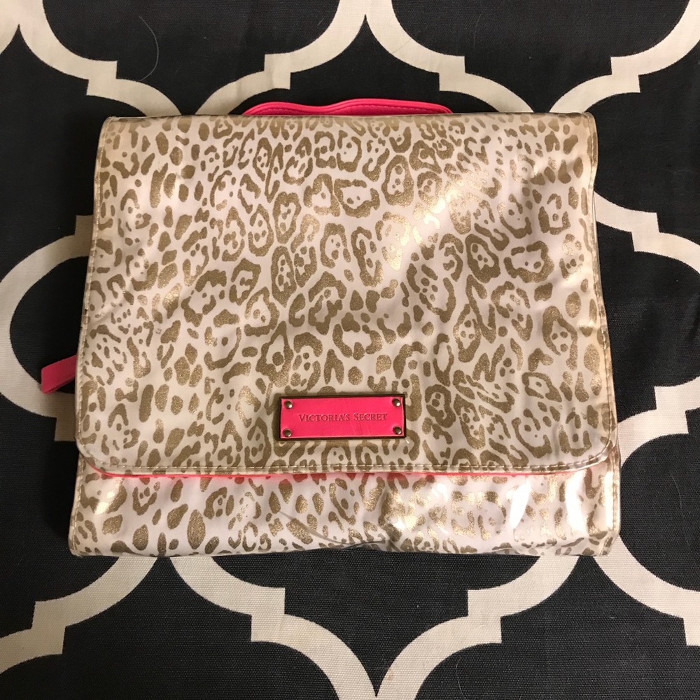 Victoria’s Secret Travel Toiletry Bag